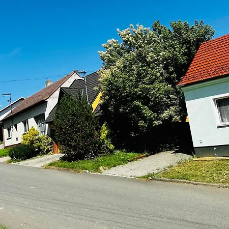 Malý U Meruňky Casa di campagna